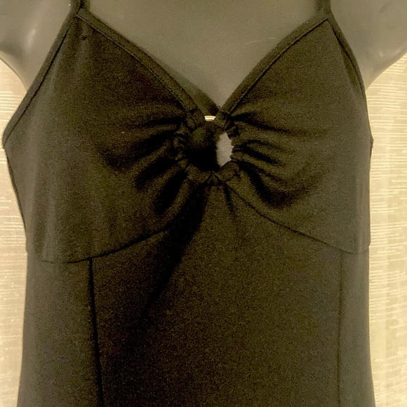 The Little Black Dress with Adjustable Straps is an Eye Catcher. Size 2 NWOT - Picture 5 of 10